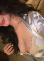Guest_YARADIL79