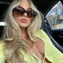 Guest_Aicha968810