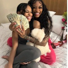 Guest_Elliana766319