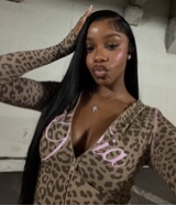 Guest_LizDoesBiz45