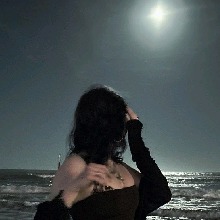 Guest_IsaMonroe1