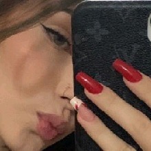 Guest_Nina314437