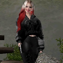 Guest_EvelinUwU4