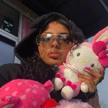Guest_Luana452334