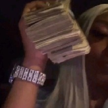 Guest_Skyla2prettyy