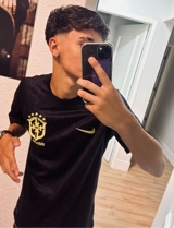 Guest_Anthonydrake155