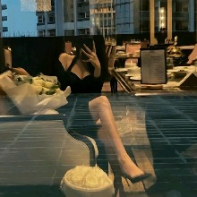 Guest_magentavenetianr4683