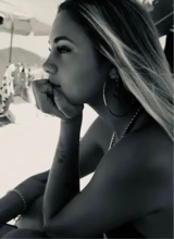 Guest_Jhenys