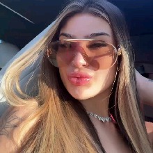 Guest_safirahelena77