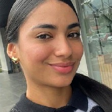 GLORIIAABIGGLOO