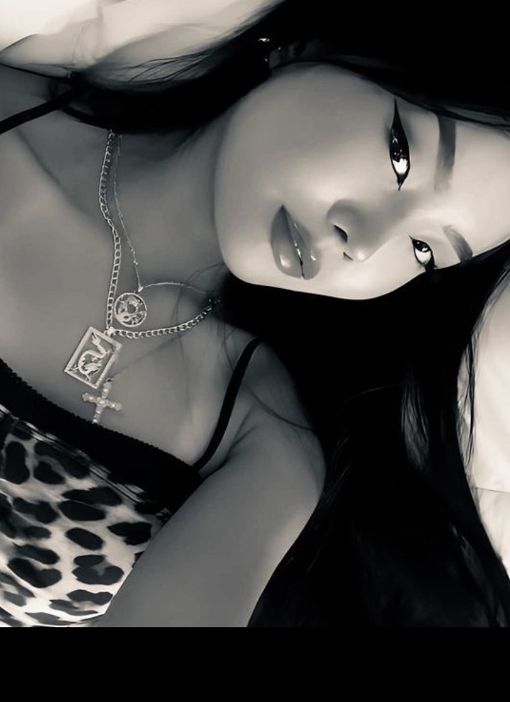 Guest_LviaSmith7
