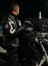 Guest_4lby