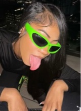 Queenie960856