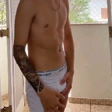 Guest_Angelogabrieldos25