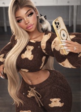 brunettegirl04