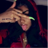 Guest_jayloni245