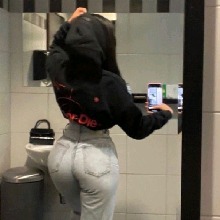 Guest_VianeyGarcia41