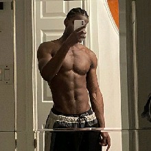Guest_GustavoCollins4