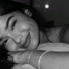 Guest_Mayara738107