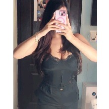 Aayushi21