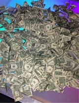 Guest_Moneyshower