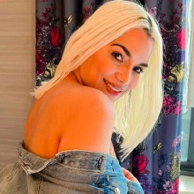 Guest_CamilaRossch