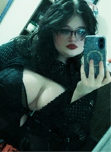 Guest_Rowan778921