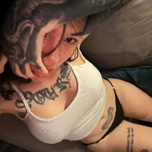 Guest_chloesluxsz
