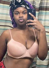 Guest_Niyaafromdahaven5