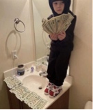 Guest_Geemoneyy