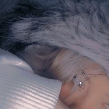 Guest_Amira199