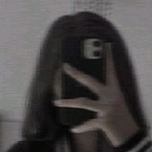 Guest_Ysavitria