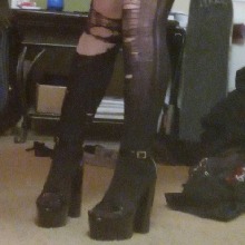 Guest_Beelzeebabe