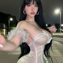 Guest_SelenaQuintero1