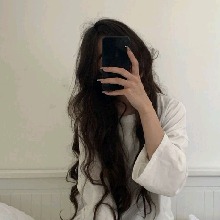 Guest_Emily0288