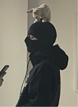 Guest_hellyeah5