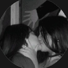 Guest_darkgreennavyblu0de8