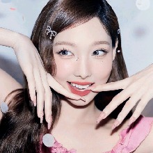 Guest_rosiearerose1