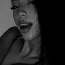 Guest_glamoroussmokyblde3e