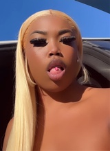 Guest_Mrsbouujeee