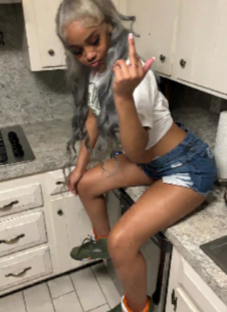 Guest_kyyyyy23