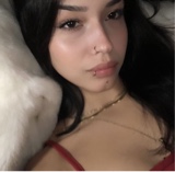 Guest_Emilly192