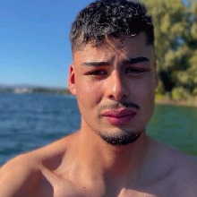 Guest_WhiteKlein