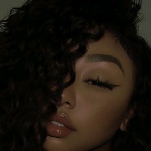 Guest_Roxxie8