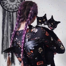 Guest_LiaTriss