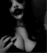Guest_xGothEmpressx