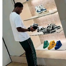 Guest_ELcCLOOYYY