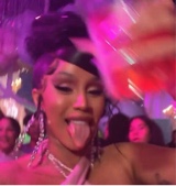 Guest_kayricaan