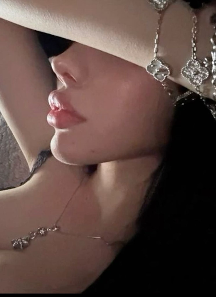 Guest_Lucyxlotz