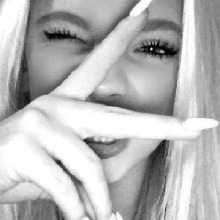 Guest_ElleDelRey1